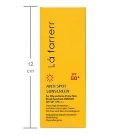 کرم ضد آفتاب و ضدلک بی رنگ پوست های چرب +SPF50 لافارر --lafarrer Anti Spot Sunscreen For Oily Skin SPF50+